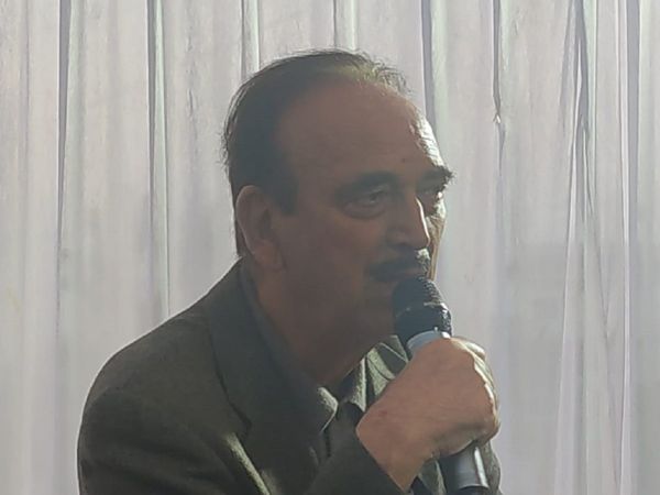 Ghulam Nabi Azad