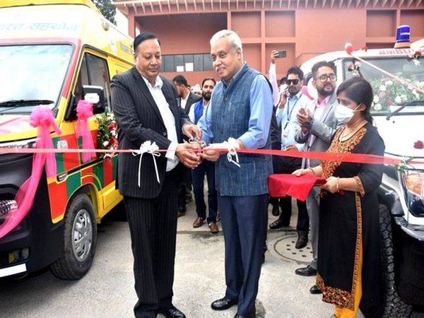 India gifts 75 ambulances and 17 school buses to many organizations of Nepal