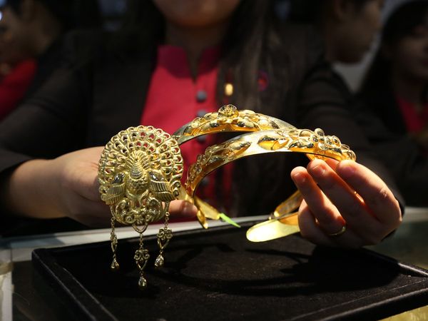 Gold prices today up Silver Rate also jumps