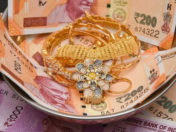 Gold price today rises Rs 182, Silver jumped Rs 805 know 24, 22 carat rates on 19 October 2020 