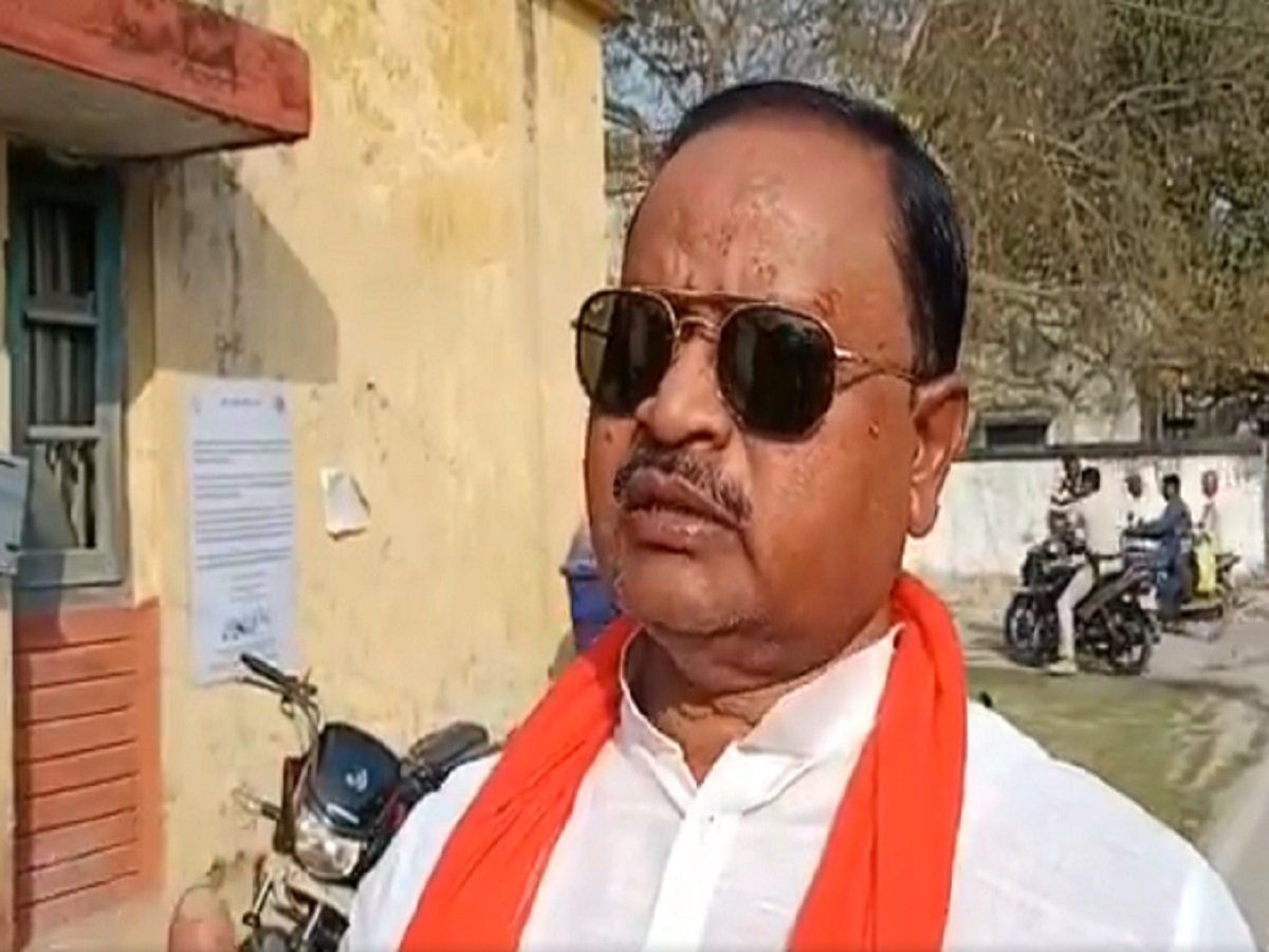 हमसे बड़ा लाठीबाज कौन? हमरे पास तो रिवाल्वर रहता ही है, ज़रूरत पड़ी तो ठोक देंगे- नीतीश के विधायक