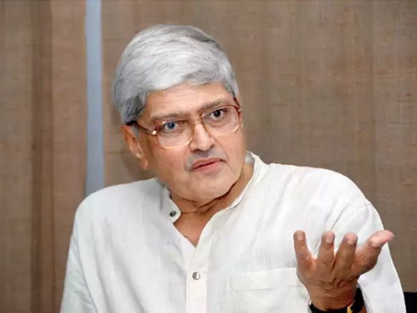 Mahatma Gandhi's grandson Gopal krishna Gandhi refuses to be the opposition's presidential candidate