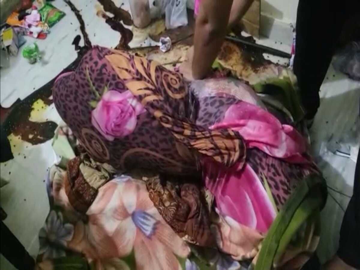 Greater Noida Crime News: ग्रेटर नोएडा में कमरे में मिला युवती का शव, साथ रहने वाला युवक गायब, हत्या की आशंका