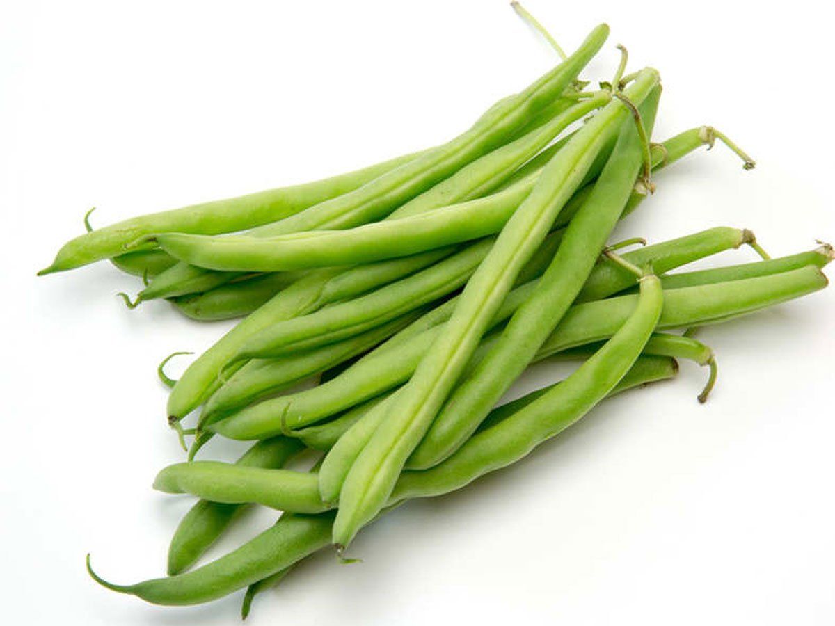 Heart Disease To Skin Disease दिल के साथ-साथ हड्डियों को भी मजबूत करती हैं  हरी बीन्स, जानें इसके अचूक फायदे Amazing health benefits of green beans |  Health Tips in Hindi