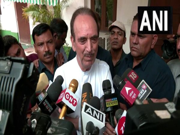 Ghulam Nabi Azad praises PM Modi says have been forced to leave my home