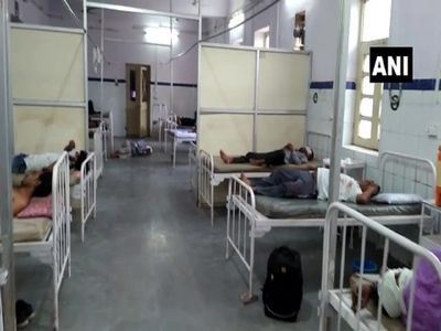 Madhya Pradesh 8 labourers dead & around 50 injured after the truck collided with a bus in Guna Madhya Pradesh 8 labourers dead & around 50 injured after the truck collided with a bus in Guna