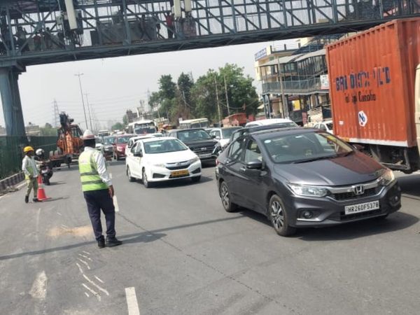 Gurugram Traffic 