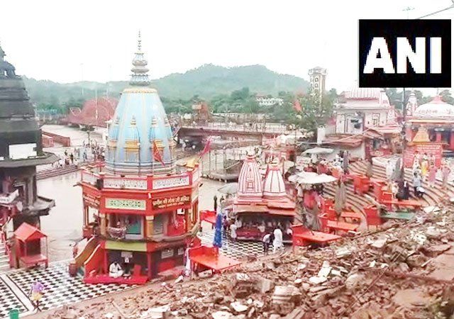 Haridwar Har ki pauri accident: 'हर की पौड़ी' पर टला बड़ा हादसा, आसमानी बिजली से गिरी दीवार