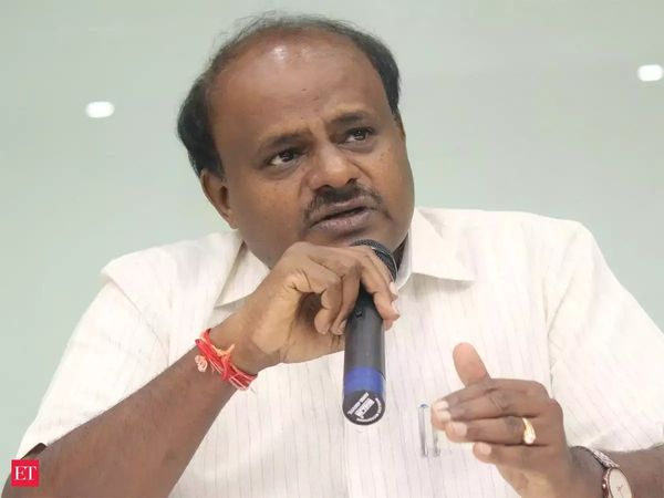 HD Kumaraswamy says Farmers should have an open mind towards farm laws