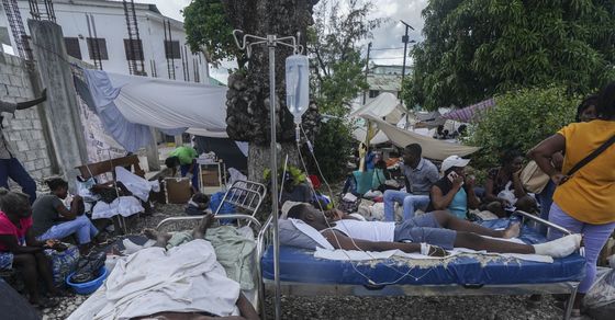 Death toll from Haiti earthquake surpasses 1,400, more than 6000 injured, death toll from Haiti earthquake surpasses 1400, 6000 injured