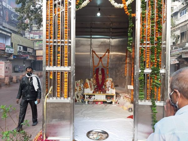 New Hanuman temple build overnight in Delhi's Chandni Chowk area