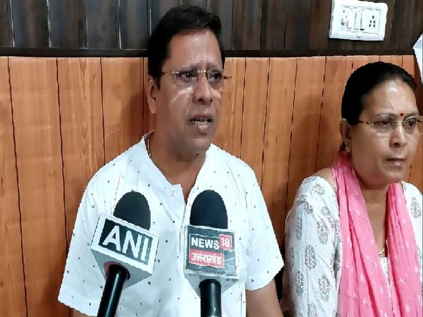 Parents move court against son and daughter in law, demand grandchildren Rs 5 cr compensation in Haridwar, Uttarakhand 