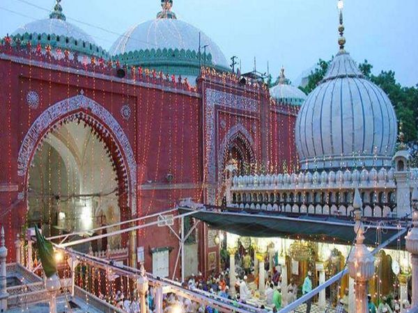 Hazrat Nizamuddin Aulia Dargah