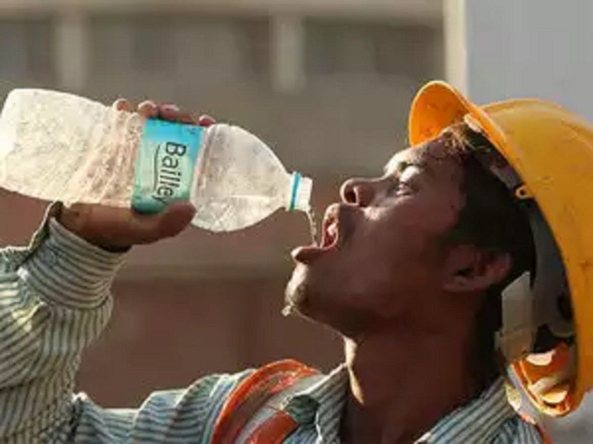 Heatwave: भीषण गर्मी के बाद बांदा में 47 डिग्री के पार पहुंचा Temperature, जानिए अधिकतम तापमान वाले शहरों के नाम