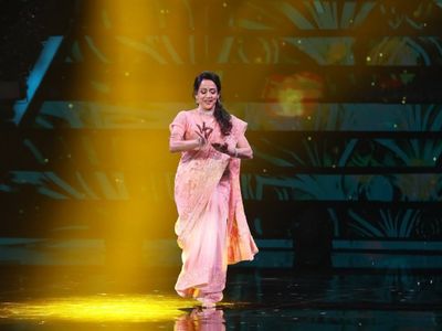 Hema Malini Dance in Super Dancer 4, सुपर डांसर शो में हेमा मालिनी का डांस Hema Malini Dance in Super Dancer 4, सुपर डांसर शो में हेमा मालिनी का डांस