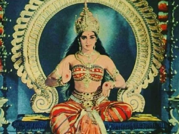 Hema Malini old throwback Photo