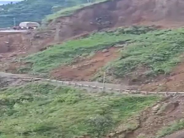 Himachal Pradesh National Highway 707 blocked near Barwas due to landslide in Sirmaur District