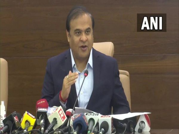 Congress will come to 30 35 seats in 2024 Mahatma Gandhi is not Rahul Gandhi says Himanta Biswa Sarma