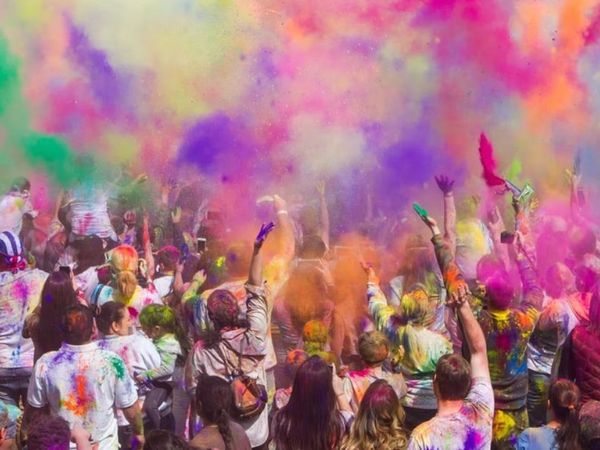 Holi 2022