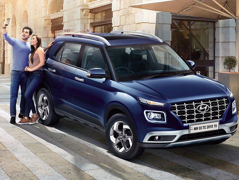 लॉन्च के बाद से 2.5 लाख लोगों ने खरीद डाली Hyundai की ये कॉम्पैक्ट SUV, कीमत 6.50 लाख से शुरू
