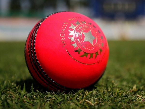 INDvSL-pink-ball-test