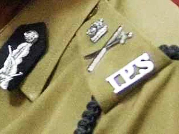 Yogi government of Uttar Pradesh transfers 15 IAS officers