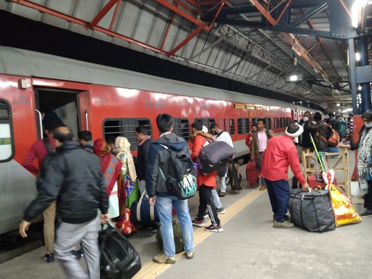 IRCTC Holi Special Trains, 16 March 2022: जानिए आज कौनसी ट्रेन कब और किस स्थान के लिए करेगी प्रस्थान