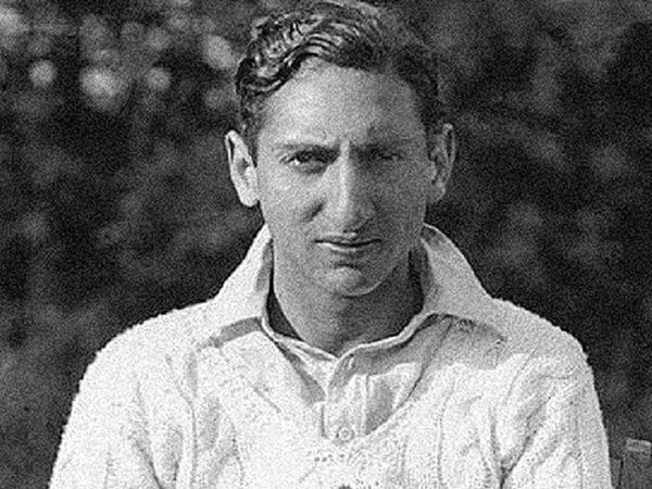 इफ्तिखार अली खान पटौदी