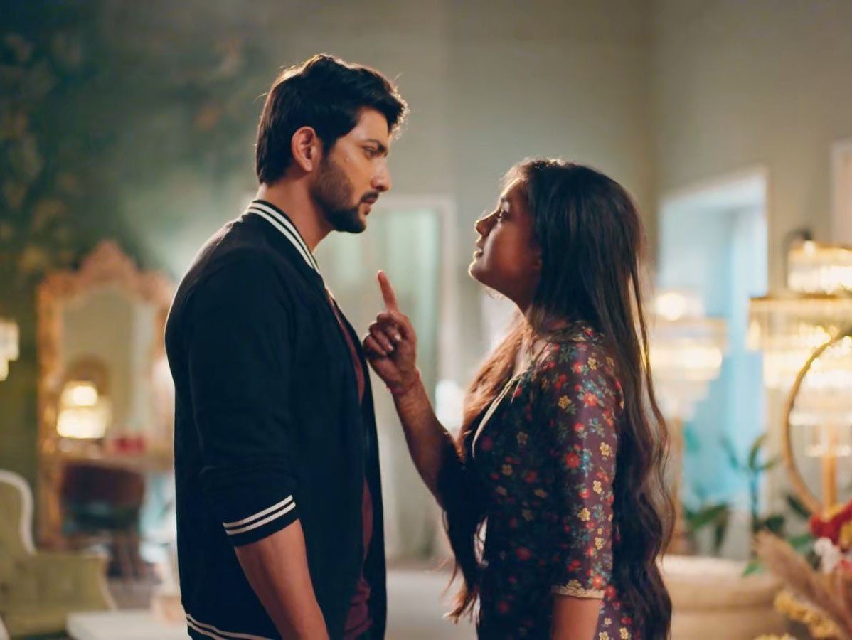 Imlie Spoiler: आर्यन और अपनी शादी में खुद ही भंग डालेगी इमली, सरेआम होगी मां मीठी की बेइज्जती