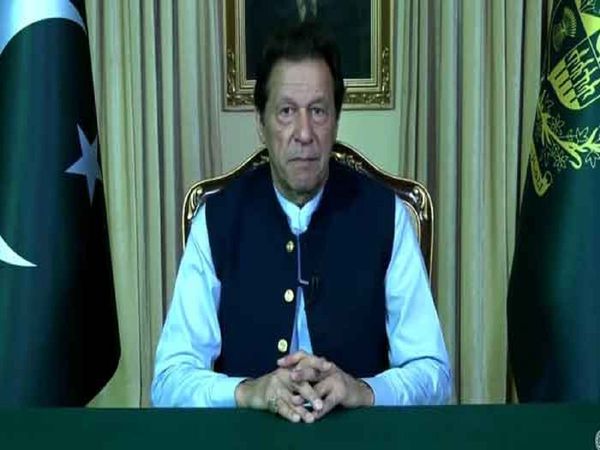 French authorities rejected 183 Pakistani visitor visas after Imran Khan's remarks on Emmanuel Macron