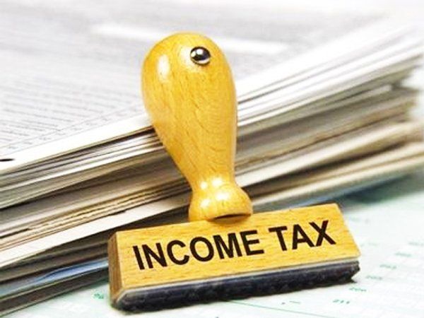 IT Raid on Chinese Mobile Companies