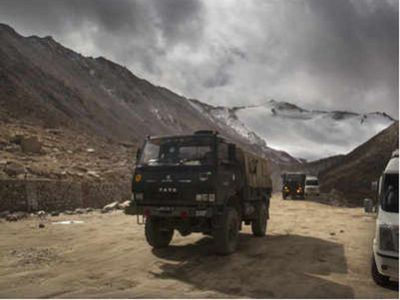 India, China bring in heavy equipment and weaponry to their rear bases near eastern Ladakh India, China bring in heavy equipment and weaponry to their rear bases near eastern Ladakh