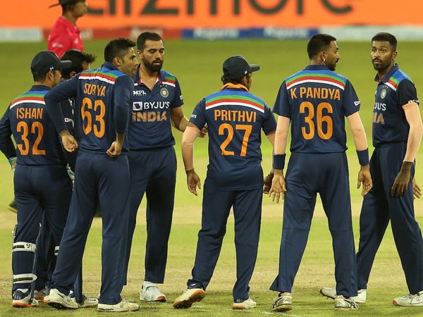 India vs Sri Lanka 1st T20I Live Score