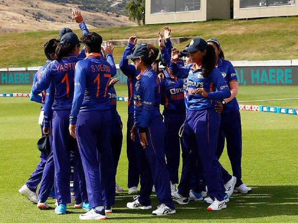 Indian-Women-Cricket-team