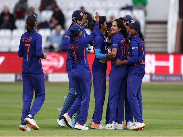 Indian-Womens-Cricket-Team-2nd-ODI