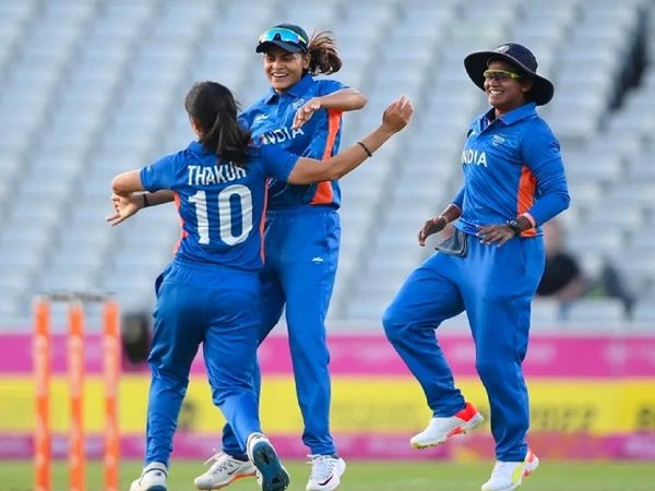 Indian-Womens-Cricket-Team