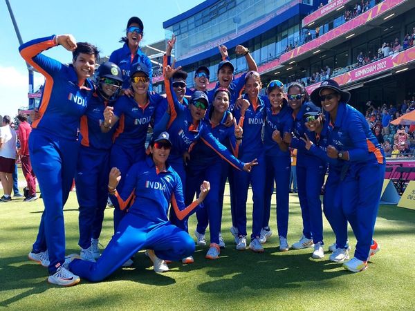 Indian-Womens-Cricket-team-vs-England