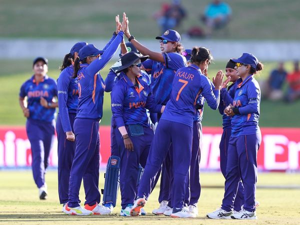 Indian-Women's-Cricket-team