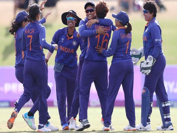 Indian-Women-Cricket-team