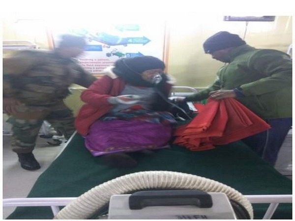 Indian Army rescued about 1500 tourists who were stranded in Nathu La in East Sikkim