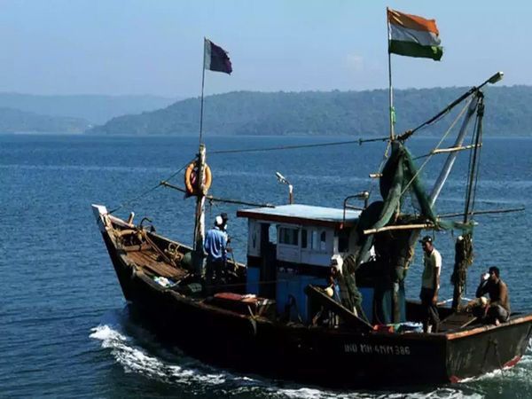 An Indian fishing boat, Al Kirmani has been apprehended by Pakistan Maritime Security Agency