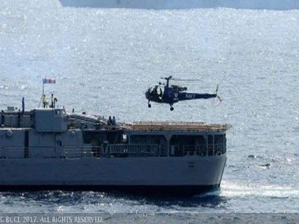 India China face off After Navy, naval team also reached in Ladakh