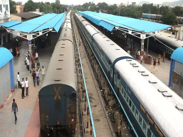 Bhopal Train Indian Railways