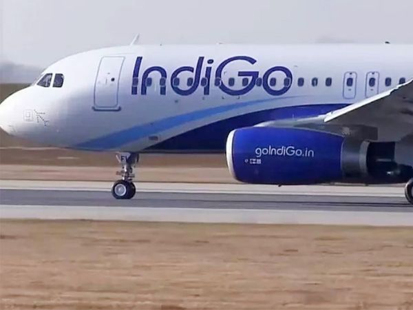 IndiGo Flight Karachi Landing