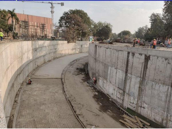 Pragati Maidan Tunnel Road News