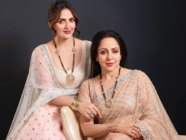 Esha Deol pays mourn pet dog gordita Deol death After 11 year