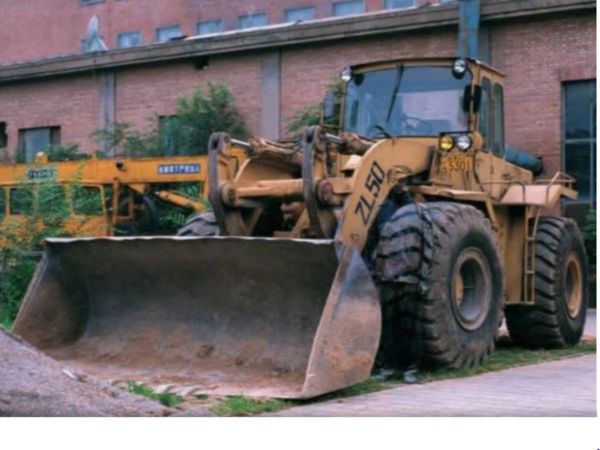 Viral Photo Man Hidden In JCB Machine Can You Find It