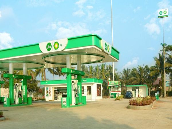 Jio-bp petrol pump