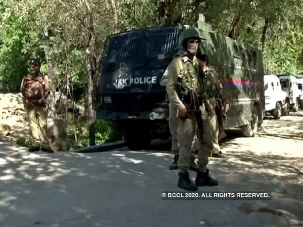 Senior Jammu Kashmir Police Officer detained with Hizbul, LeT militants in South Kashmir