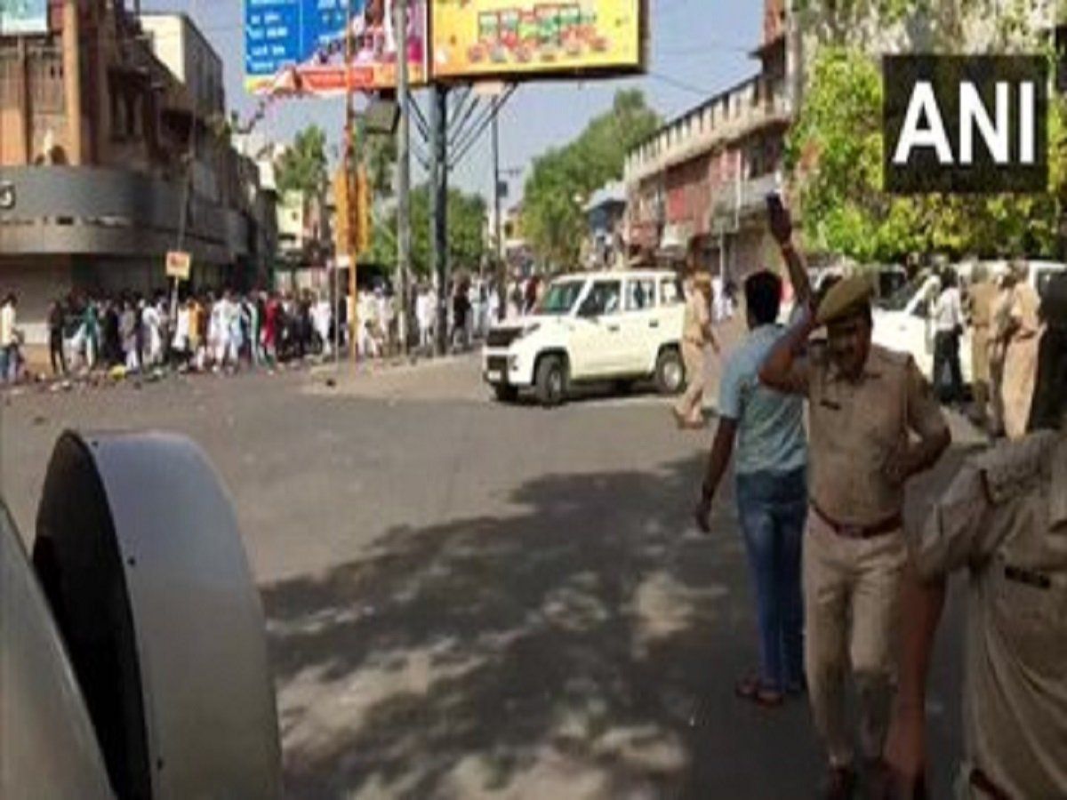 ईद के मौके पर जल उठा जोधपुर, झंडे को लेकर ऐसे बिगड़ गई बात